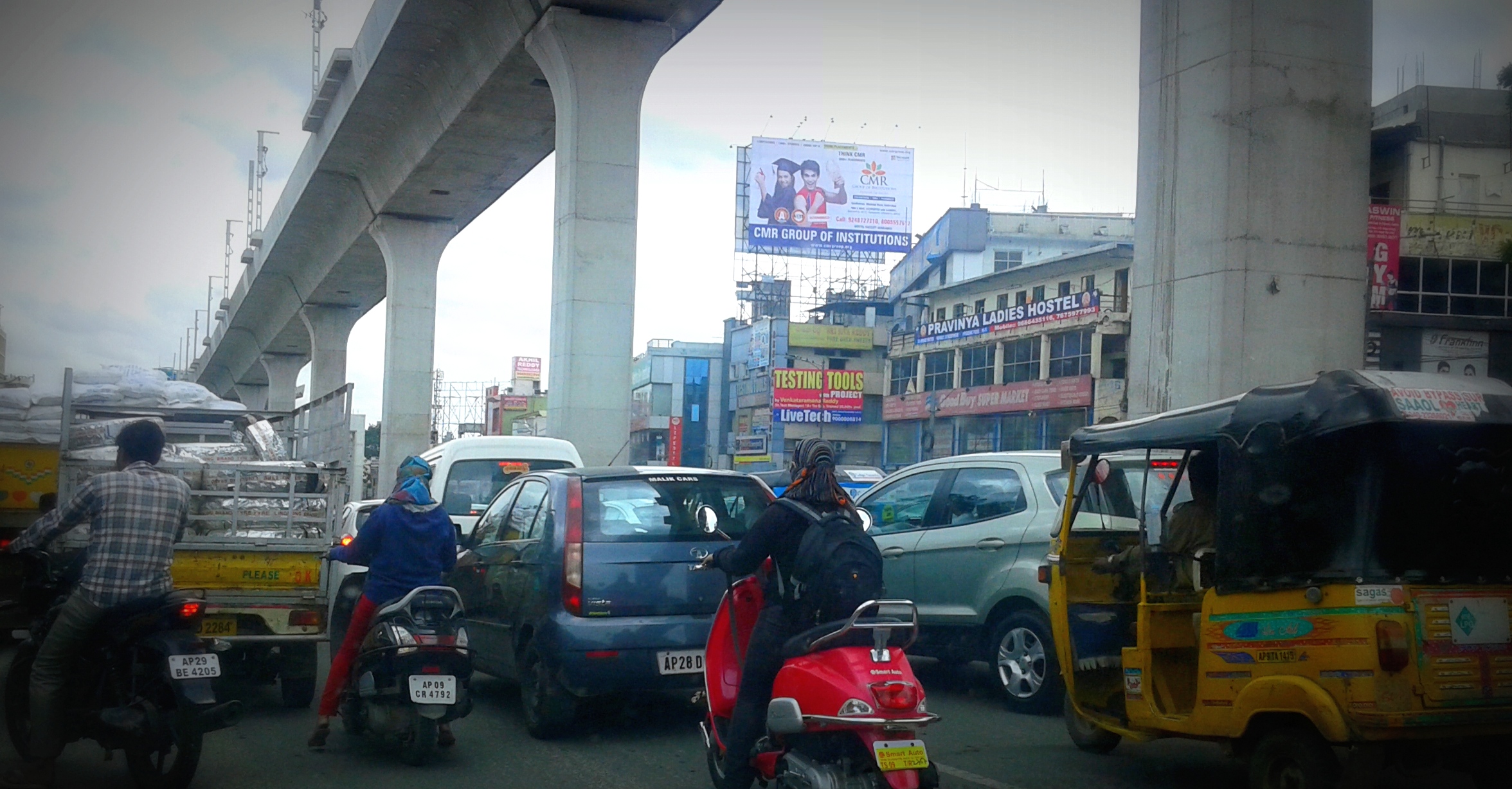 Billboards Advertising In Sr Nagar Maitrivanam