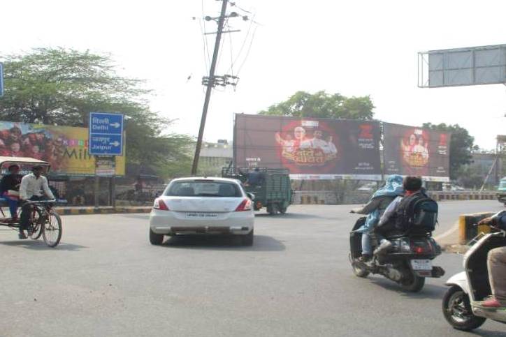Advertisement Billboard Cost In Lohamandi Road